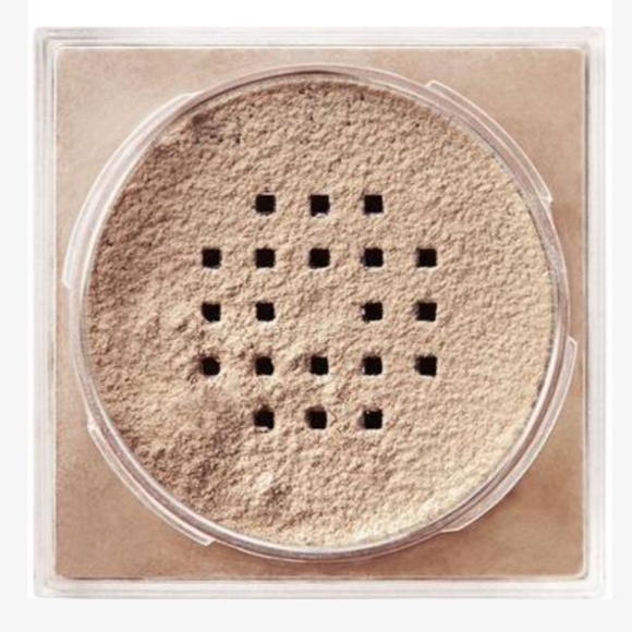 Maybelline Fit Me Mineral Loose Finishing Powder - Medium - Picture 3 of 4